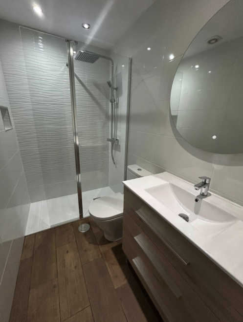 Tidy Works Manilva bathroom renovation