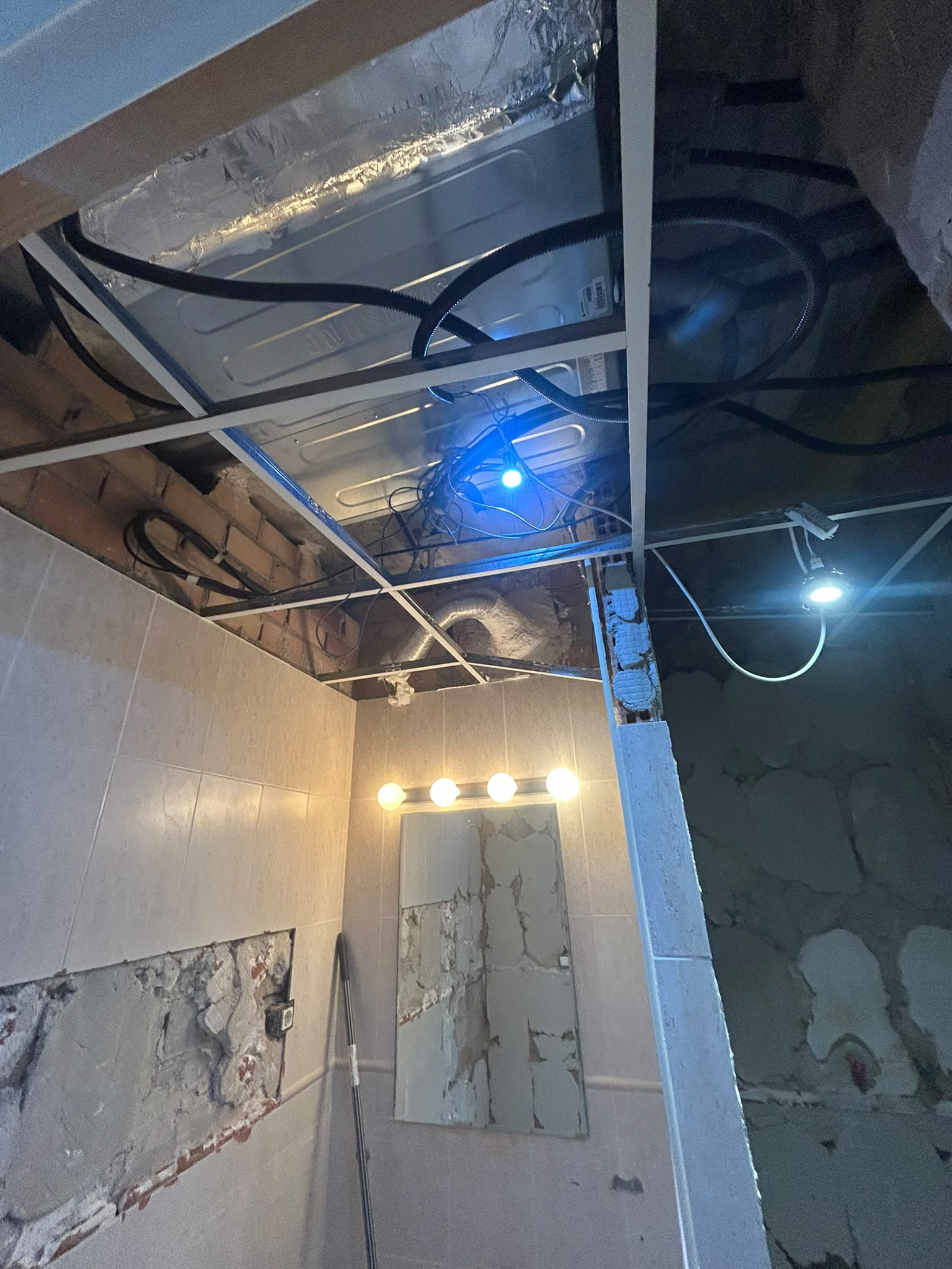 Bathroom fixtures and finishing details